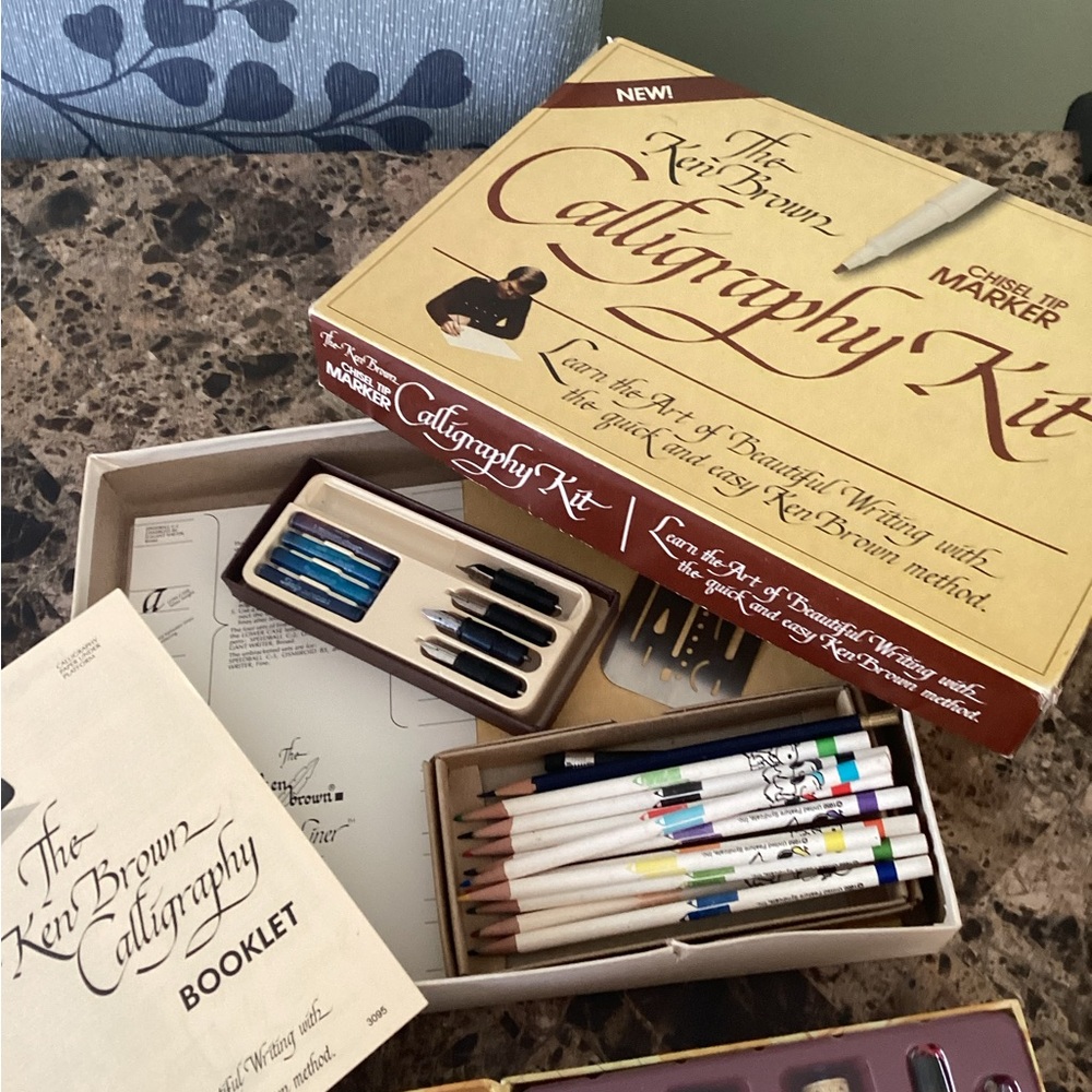 🌂 Mixed Calligraphy Lot - Picture 2 of 6